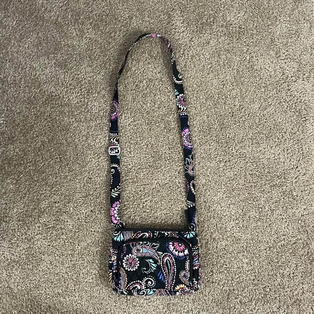 vera bradley parisian paisley tri compartment crossbody